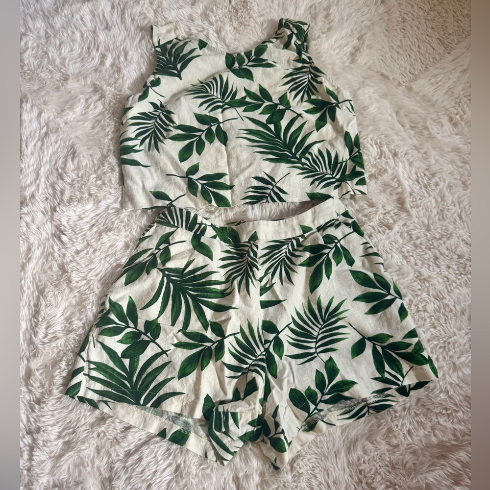 Red Dress Boutique Green Leaf Print High Waist Shorts Set